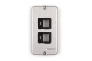 Placa para Condulete 1/2 e 3/4 com 2 Postos com Suporte para RJ11 ou RJ45 TRAMONTINA